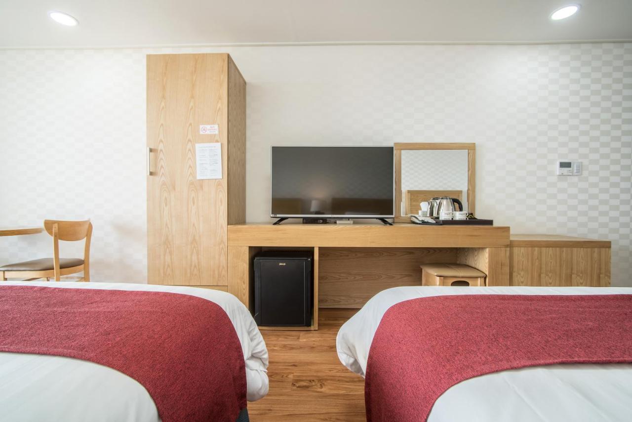 Breeze Bay Hotel Szogüpho Kültér fotó