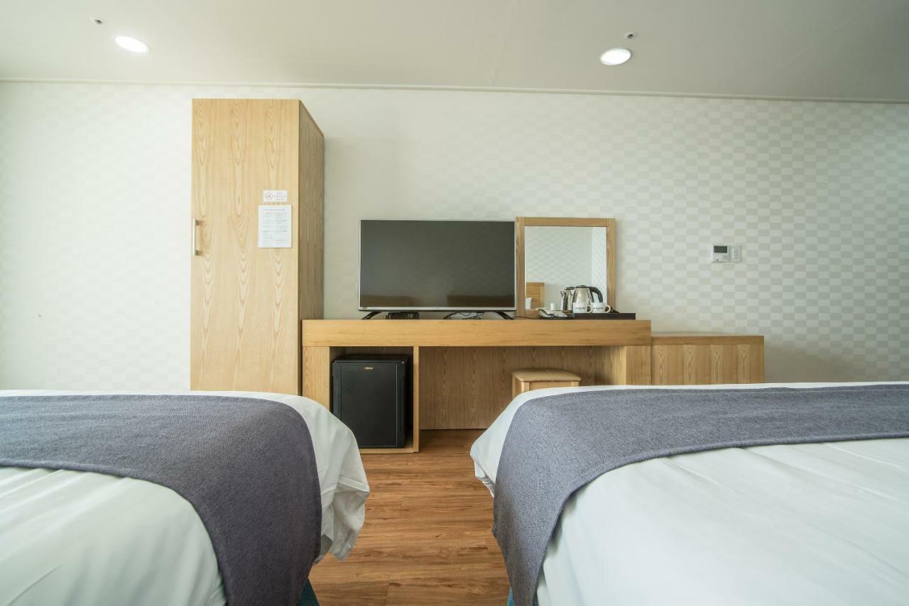 Breeze Bay Hotel Szogüpho Kültér fotó